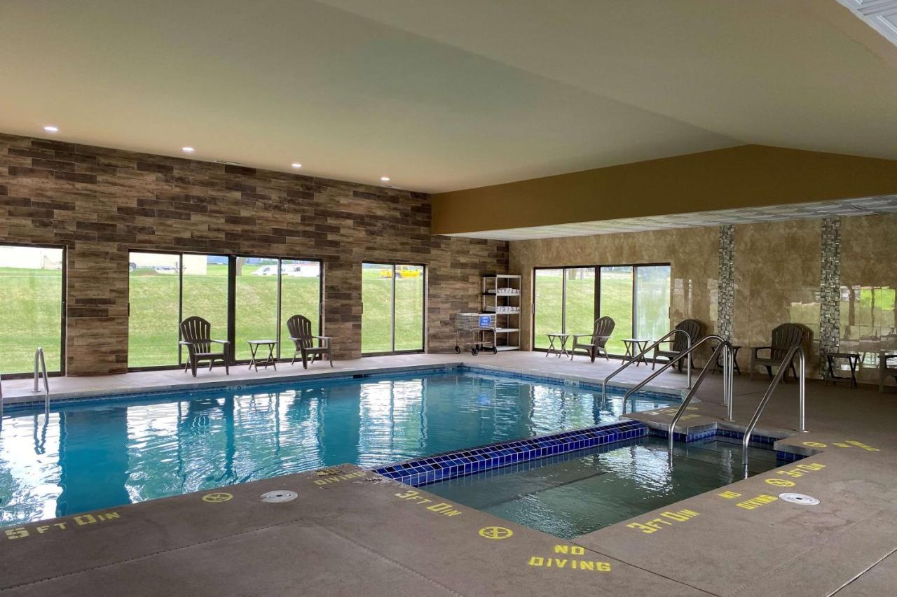 Americinn By Wyndham Atkinson Hotel Fort Atkinson