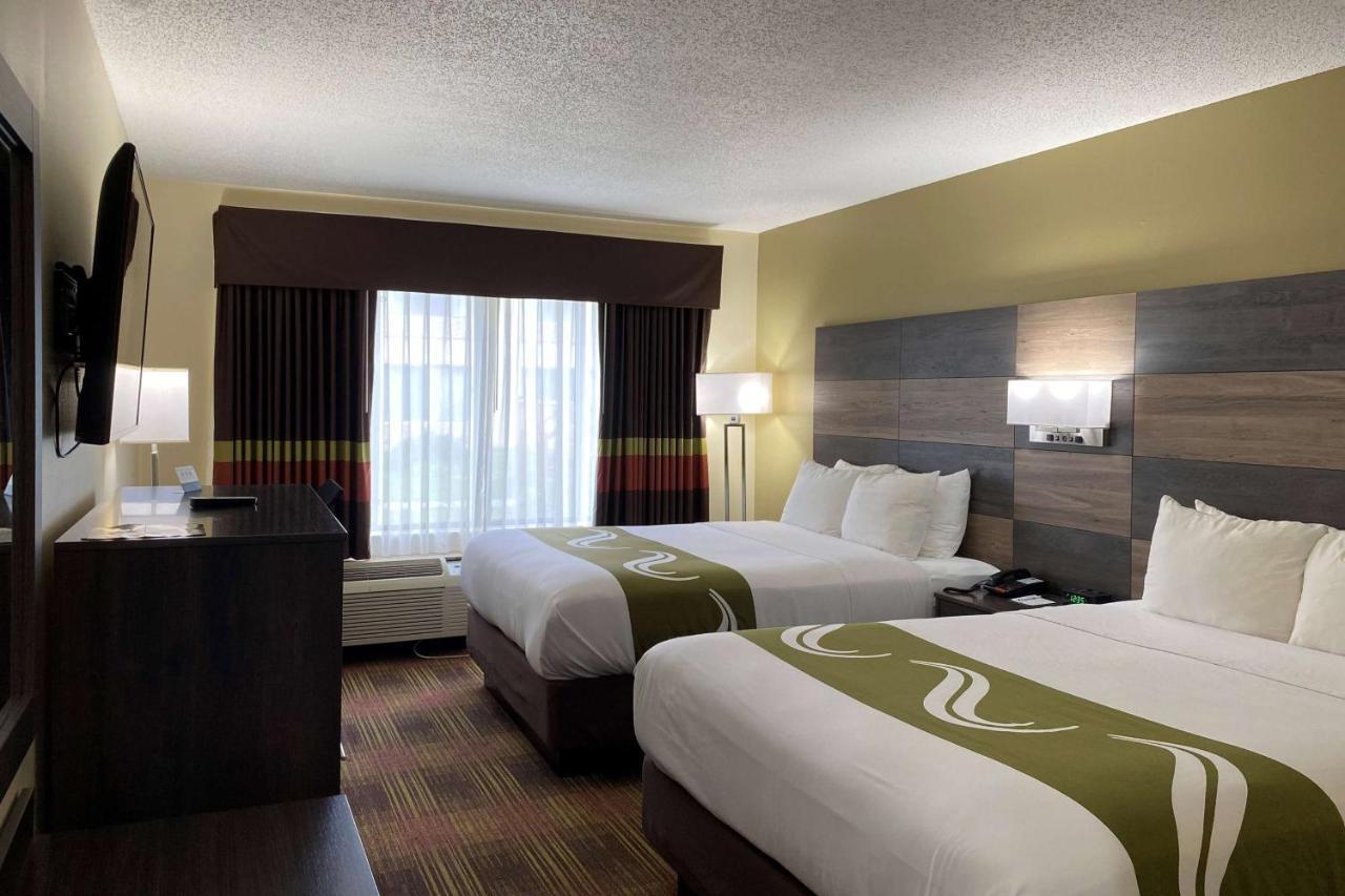 Hotel Americinn By Wyndham Atkinson