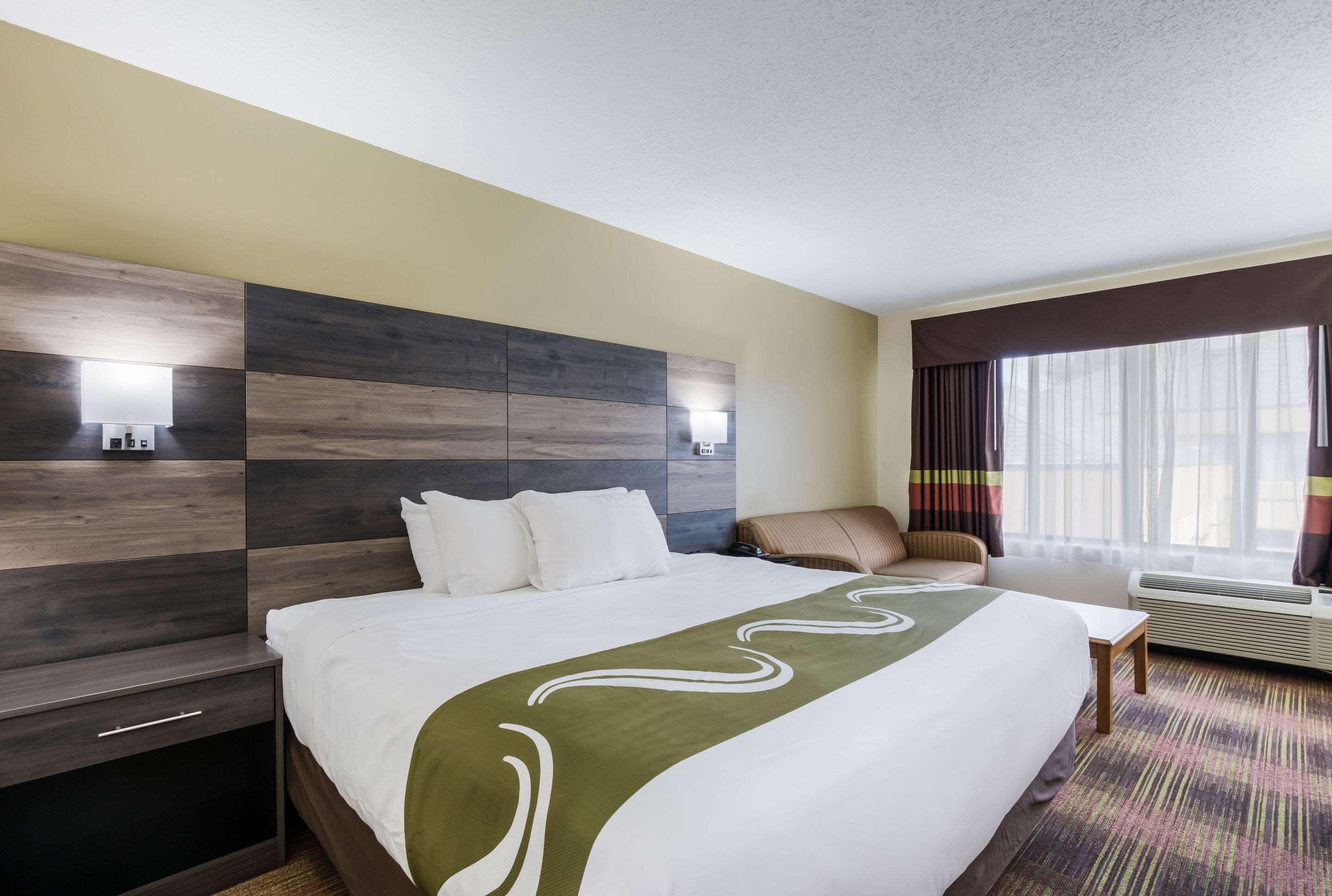 Hotel Americinn By Wyndham Atkinson 2*