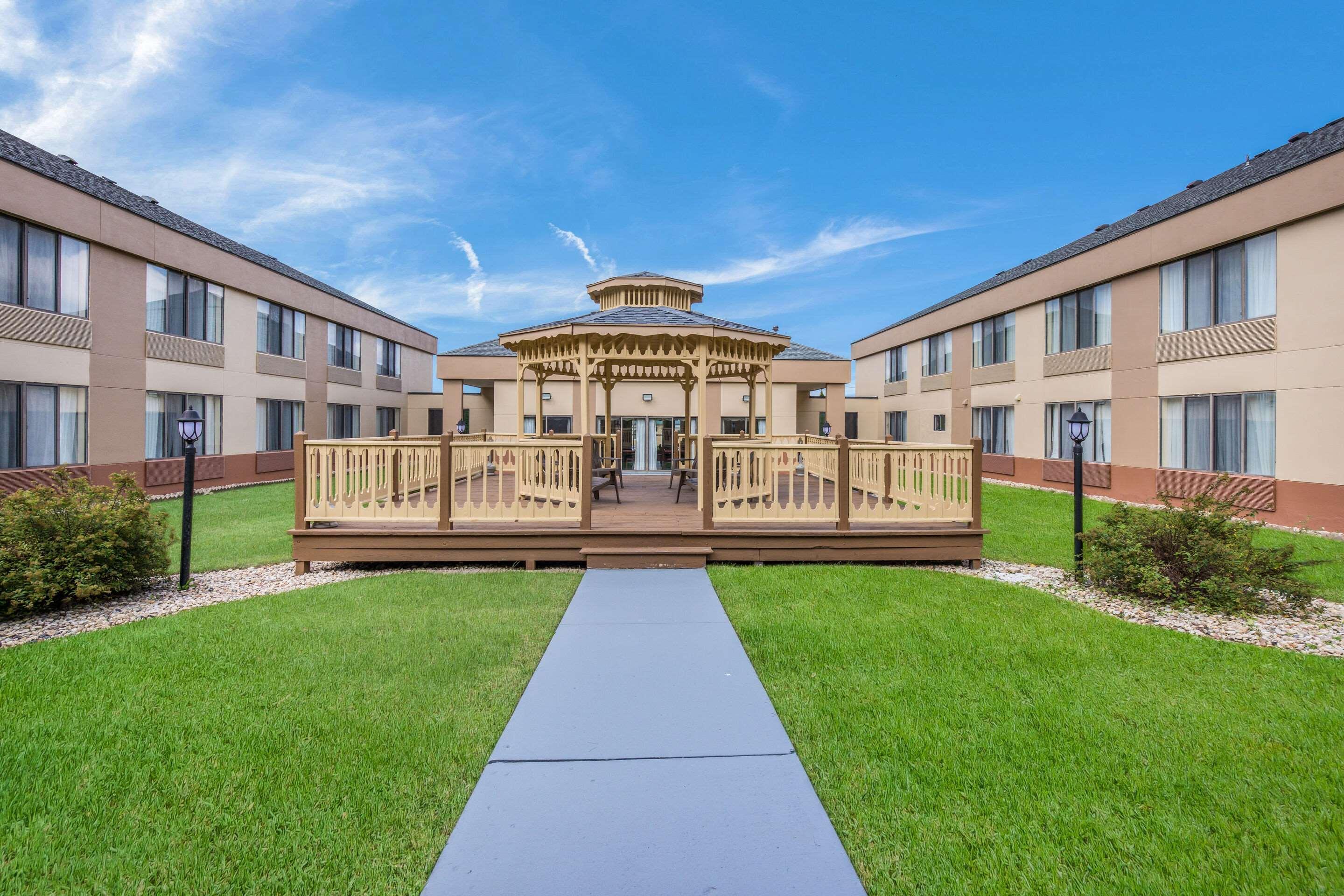 Americinn By Wyndham Atkinson Fort Atkinson