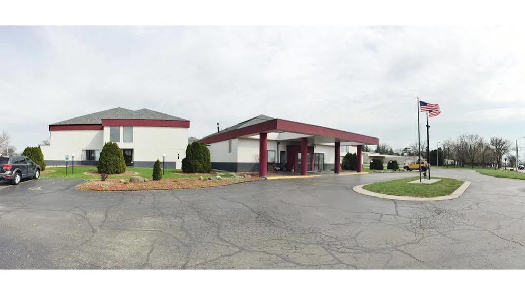 Americinn By Wyndham Atkinson Hotel 2*